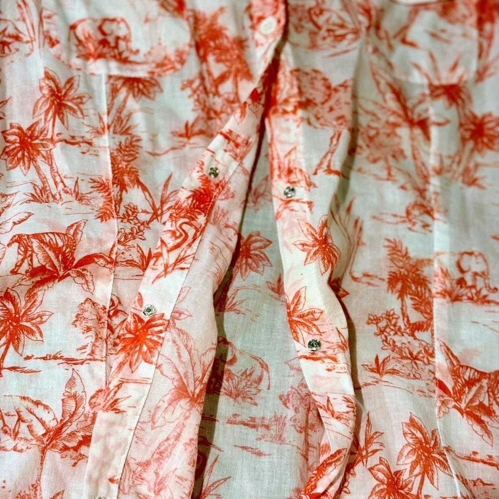 Safari Blouse 🧡🐘🐅🌴 - Picture 9 of 12